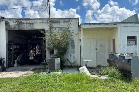 Commercial property in Sarasota, Florida 205.96 sq.m. № 2136986 - photo 13