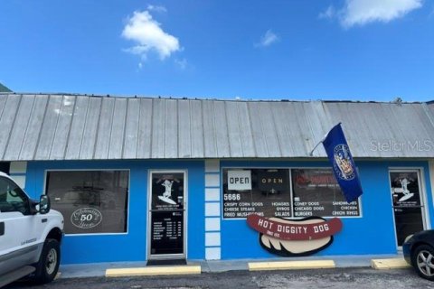 Immobilier commercial à Sarasota, Floride 205.96 m2 № 2136986