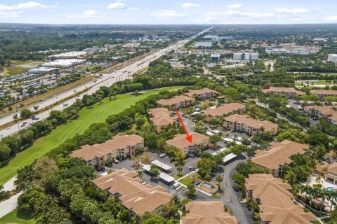 Condo in West Palm Beach, Florida, 3 bedrooms № 2376400 - photo 7