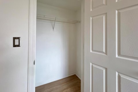 Condo in West Palm Beach, Florida, 3 bedrooms № 2376400 - photo 21