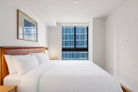 Condo in Miami, Florida, 1 bedroom  № 1990637 - photo 12