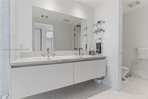 Купить кондоминиум в Майами, Флорида 2 спальни, 102.66м2, № 1983087 - фото 20