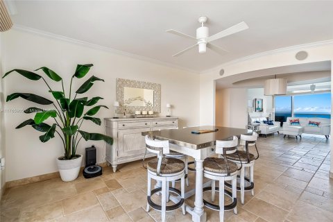 Condo in Sunny Isles Beach, Florida, 3 bedrooms  № 1863200 - photo 13