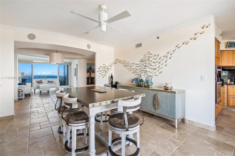 Condo in Sunny Isles Beach, Florida, 3 bedrooms  № 1863200 - photo 11