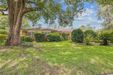 Villa ou maison à Gainesville, Floride 4 chambres, 196.21 m2 № 2389222