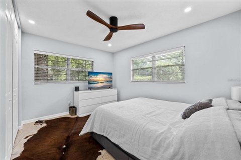 Villa ou maison à louer à Gainesville, Floride: 4 chambres, 196.21 m2 № 2389222 - photo 17
