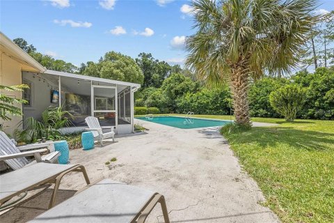 Villa ou maison à louer à Gainesville, Floride: 4 chambres, 196.21 m2 № 2389222 - photo 12