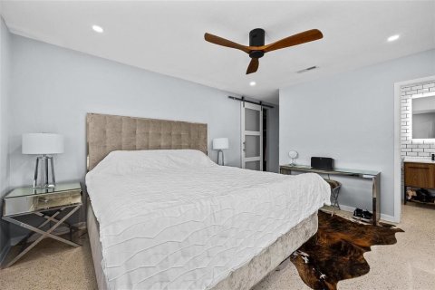 Villa ou maison à louer à Gainesville, Floride: 4 chambres, 196.21 m2 № 2389222 - photo 19