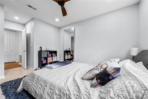 Villa ou maison à louer à Gainesville, Floride: 4 chambres, 196.21 m2 № 2389222 - photo 6