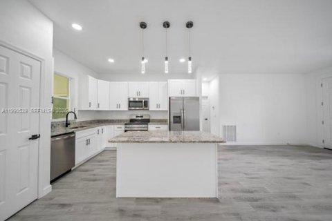 Купить виллу или дом в Себринг, Флорида 3 спальни, 160.07м2, № 2058092 - фото 9