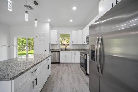 Купить виллу или дом в Себринг, Флорида 3 спальни, 160.07м2, № 2058092 - фото 11