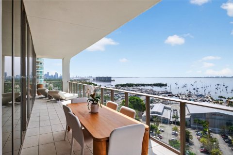 Condo in Miami, Florida, 4 bedrooms  № 1839235 - photo 21