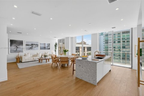 Condo in Miami, Florida, 4 bedrooms  № 1839235 - photo 28
