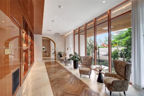 Condo in Miami, Florida, 4 bedrooms  № 1839235 - photo 7