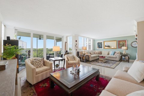 Condo in Pompano Beach, Florida, 3 bedrooms  № 2281347