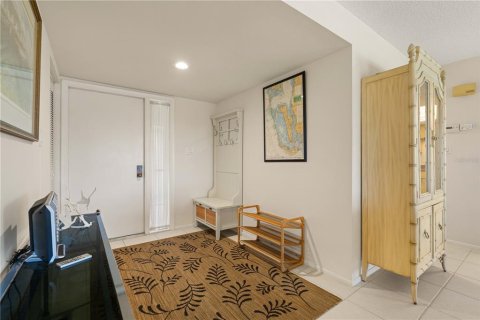 Купить кондоминиум в Пунта-Горда, Флорида 9 комнат, 140.84м2, № 2142061 - фото 22