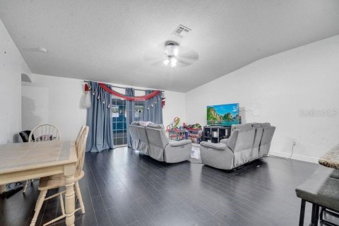House in Kissimmee, Florida 3 bedrooms, 188.87 sq.m. № 1515608 - photo 20