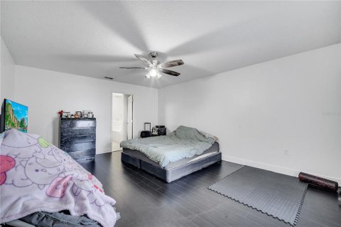 House in Kissimmee, Florida 3 bedrooms, 188.87 sq.m. № 1515608 - photo 29