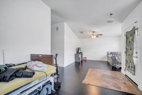 House in Kissimmee, Florida 3 bedrooms, 188.87 sq.m. № 1515608 - photo 8
