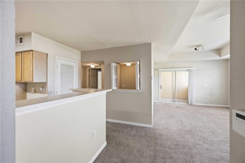 Copropriété à louer à Sarasota, Floride: 1 chambre, 76.37 m2 № 2408347 - photo 11