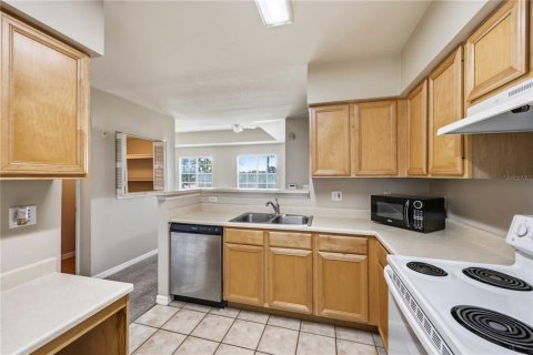 Copropriété à louer à Sarasota, Floride: 1 chambre, 76.37 m2 № 2408347 - photo 13