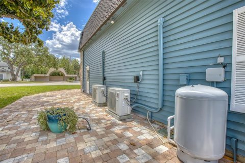 Casa en venta en Port Orange, Florida, 4 dormitorios, 462.75 m2 № 1675005 - foto 2