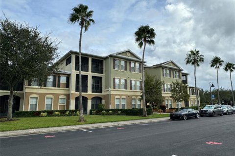 Condominio en alquiler en Windermere, Florida, 3 dormitorios, 135.17 m2 № 1857996 - foto 1