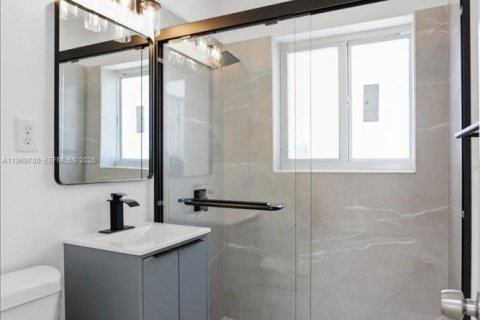 Купить виллу или дом в Форт-Лодердейл, Флорида 3 спальни, 84.63м2, № 2030498 - фото 22