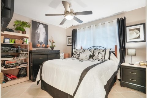 Condo in Sunrise, Florida, 2 bedrooms  № 1865260 - photo 17