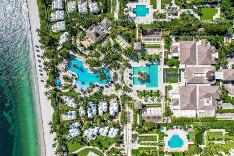 Condo in Key Biscayne, Florida, 4 bedrooms  № 1942836 - photo 22