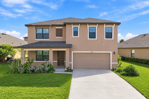 Villa ou maison à St. Lucie, Floride 5 chambres, 244.7 m2 № 2421404