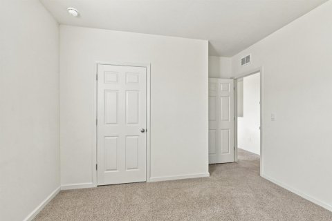 Villa ou maison à vendre à St. Lucie, Floride: 5 chambres, 244.7 m2 № 2421404 - photo 25