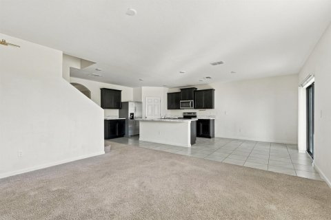 Villa ou maison à vendre à St. Lucie, Floride: 5 chambres, 244.7 m2 № 2421404 - photo 8