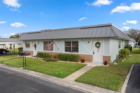 Condominio en alquiler en New Port Richey, Florida, 1 dormitorio, 85.75 m2 № 1910903 - foto 1