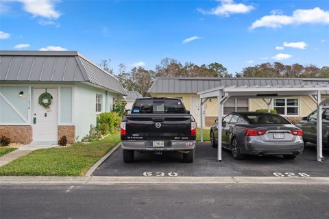 Condominio en alquiler en New Port Richey, Florida, 1 dormitorio, 85.75 m2 № 1910903 - foto 28