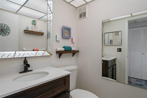 Condominio en alquiler en New Port Richey, Florida, 1 dormitorio, 85.75 m2 № 1910903 - foto 15