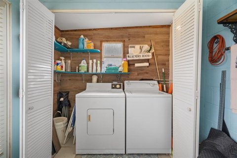 Condominio en alquiler en New Port Richey, Florida, 1 dormitorio, 85.75 m2 № 1910903 - foto 24