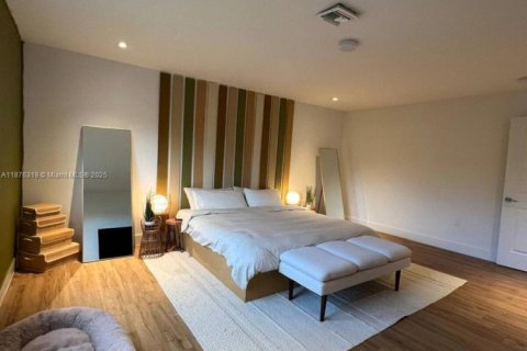 Casa en venta en Fort Lauderdale, Florida, 4 dormitorios, 263.47 m2 № 1930871 - foto 25