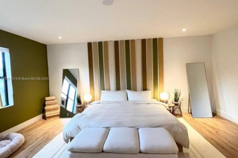 Casa en venta en Fort Lauderdale, Florida, 4 dormitorios, 263.47 m2 № 1930871 - foto 26