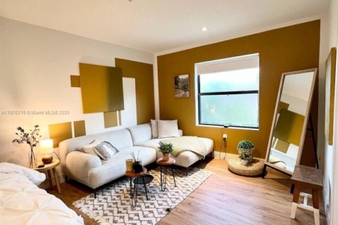 Casa en venta en Fort Lauderdale, Florida, 4 dormitorios, 263.47 m2 № 1930871 - foto 9