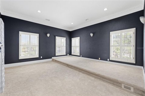 House in Clearwater, Florida 7 bedrooms, 794.69 sq.m. № 2132125 - photo 21
