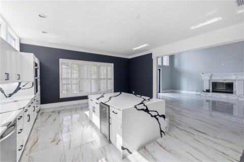 House in Clearwater, Florida 7 bedrooms, 794.69 sq.m. № 2132125 - photo 10