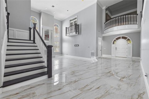 House in Clearwater, Florida 7 bedrooms, 794.69 sq.m. № 2132125 - photo 5
