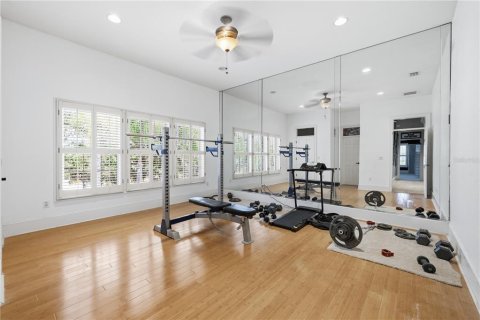 House in Clearwater, Florida 7 bedrooms, 794.69 sq.m. № 2132125 - photo 14
