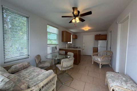 Appartement à louer à North Port, Floride: 1 chambre, 65.03 m2 № 2135561 - photo 2