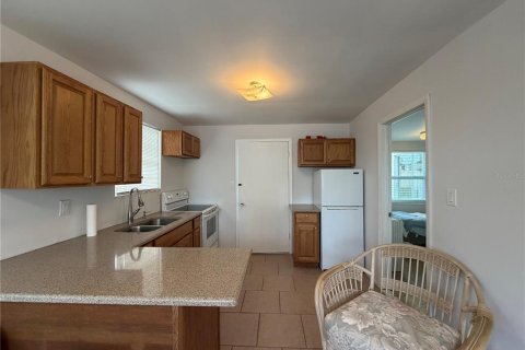 Appartement à louer à North Port, Floride: 1 chambre, 65.03 m2 № 2135561 - photo 4