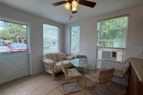Appartement à louer à North Port, Floride: 1 chambre, 65.03 m2 № 2135561 - photo 3