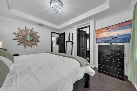 Touwnhouse à vendre à Miami, Floride: 3 chambres, 161.93 m2 № 2064083 - photo 26