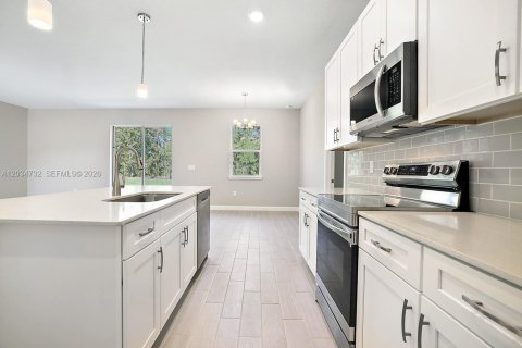 Villa ou maison à vendre à Palm Bay, Floride: 3 chambres, 166.02 m2 № 2191722 - photo 10
