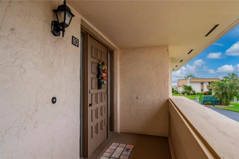 Copropriété à vendre à Punta Gorda, Floride: 2 chambres, 103.49 m2 № 2102572 - photo 4